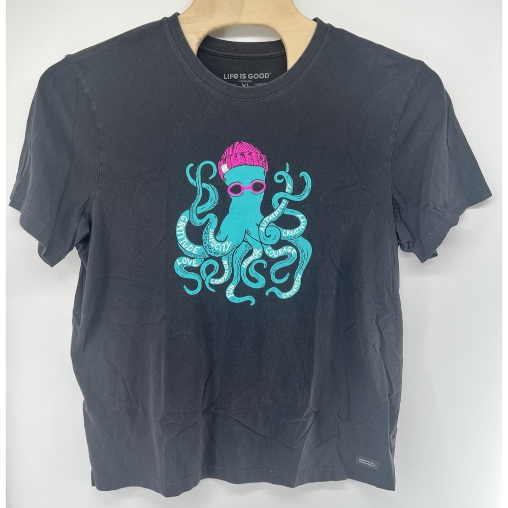 Life Is Good Mens XL Crusher T Shirt Octopus Short Sleeved Gray Cotton
